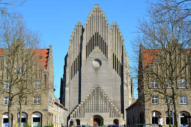 Den Grønne Sti cycle tour - Grundtvig's Church