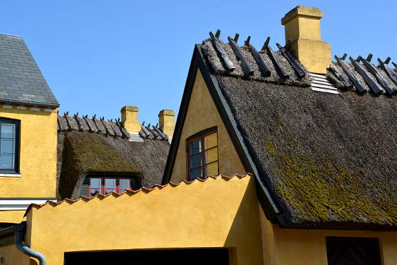 Amager cycle tour - Dragør roofs