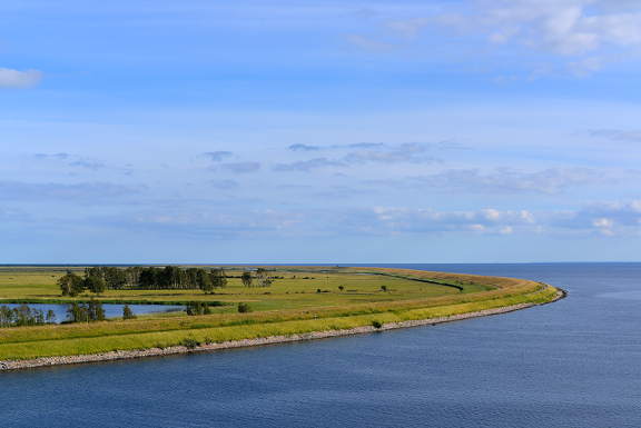 Amager cycle tour - The sea dyke at Svenskeholm