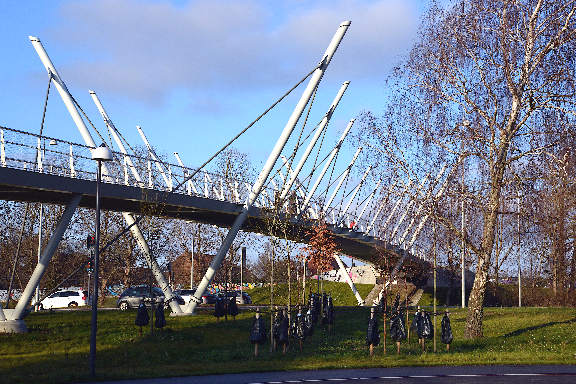 Bellahøj cycle tour - Bridge over Holbæk motorway