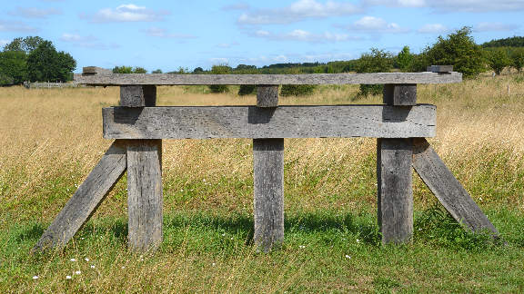 Kalkmalerier cycle tour - Viking bridge cross-section
