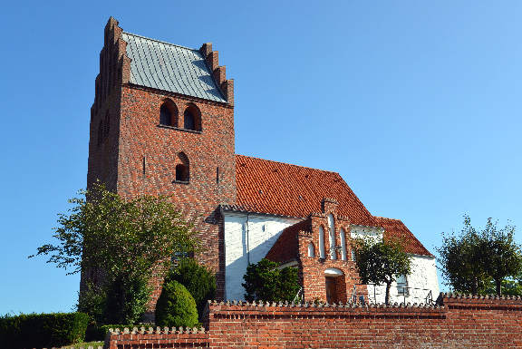 Kalkmalerier cycle tour - Måløv Church